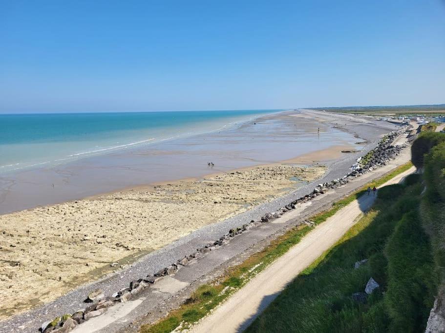 Appartement Vue Mer A 100 M De La Plage Ault Ngoại thất bức ảnh
